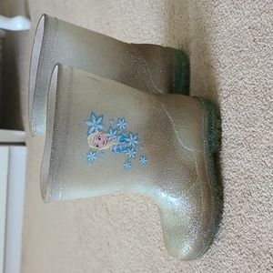 Size 6 rain boots
